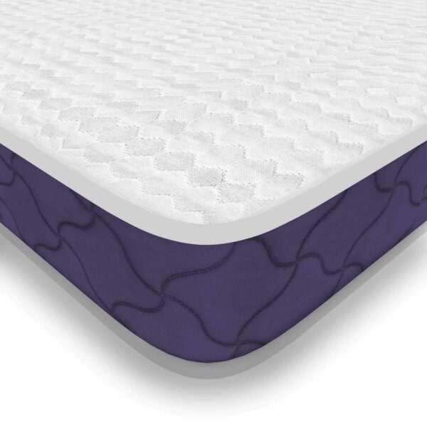 cool-gel-memory-foam-mattress-india (1)